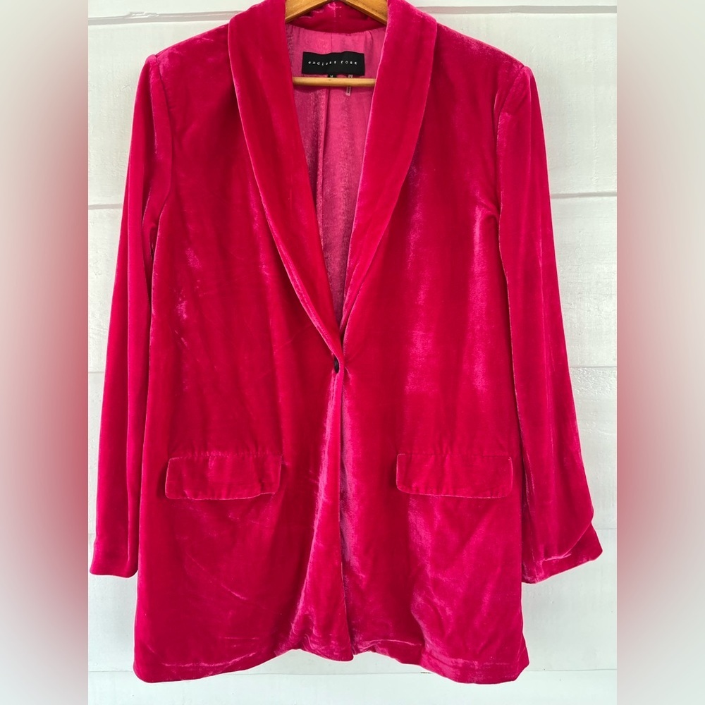 Endless Rose Fuchsia Velvet Blazer One Button Size M